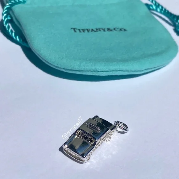 AUTH RARE vintage Tiffany & Co. taxi cab charm/pendant🚕 - Picture 14 of 17